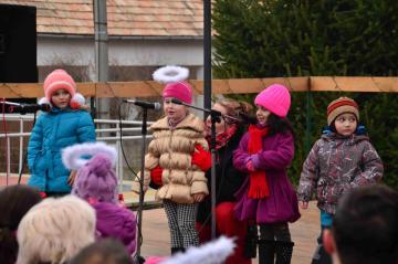 Vianočné trhy v Cinobani Vianočné trhy v Cinobani